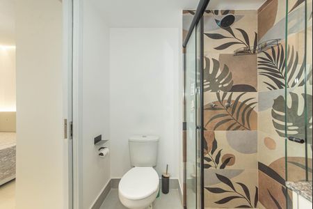 Studio para alugar com 32m², 1 quarto e sem vaga Studio para alugar com 32m², 1 quarto e sem vagaBanheiro