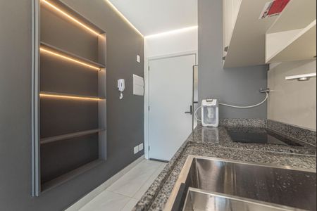 Studio para alugar com 32m², 1 quarto e sem vaga Studio para alugar com 32m², 1 quarto e sem vagaSala/cozinha