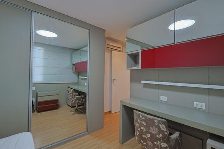Apartamento à venda com 259m², 4 quartos e 3 vagas