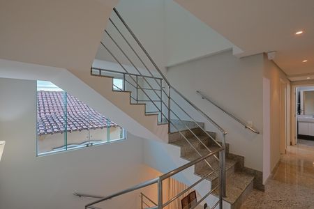 Apartamento à venda com 259m², 4 quartos e 3 vagas