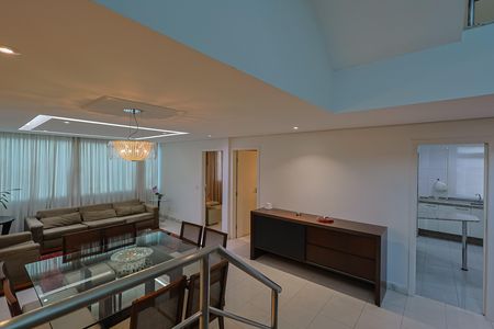 Apartamento à venda com 259m², 4 quartos e 3 vagas