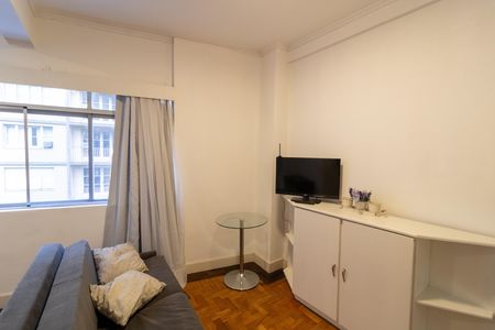 Studio à venda com 30m², 1 quarto e sem vagaSala/Quarto
