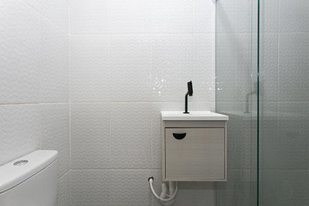 Apartamento para alugar com 45m², 2 quartos e 1 vaga Apartamento para alugar com 45m², 2 quartos e 1 vagaBanheiro