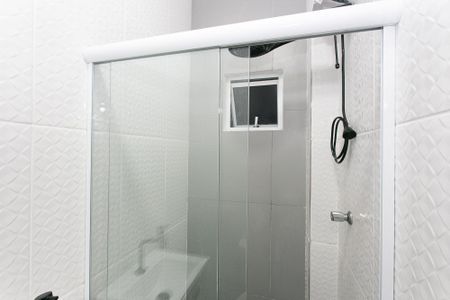 Apartamento para alugar com 45m², 2 quartos e 1 vaga Apartamento para alugar com 45m², 2 quartos e 1 vagaBanheiro