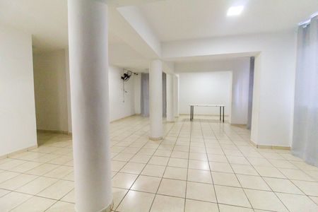 Apartamento à venda com 48m², 2 quartos e sem vagaÁrea comum - Salão de festas