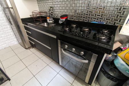 Apartamento à venda com 48m², 2 quartos e sem vagaCozinha e Área de Serviço