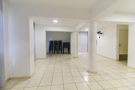 Apartamento à venda com 48m², 2 quartos e sem vagaÁrea comum - Salão de festas