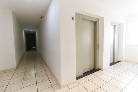 Apartamento à venda com 48m², 2 quartos e sem vagaHall