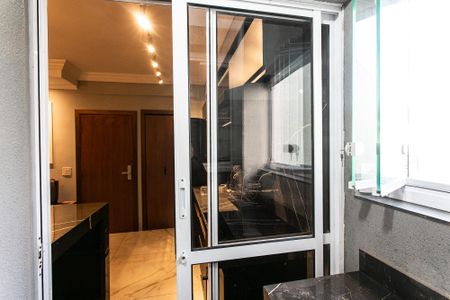 Apartamento para alugar com 56m², 2 quartos e 1 vagaÁrea de Serviço