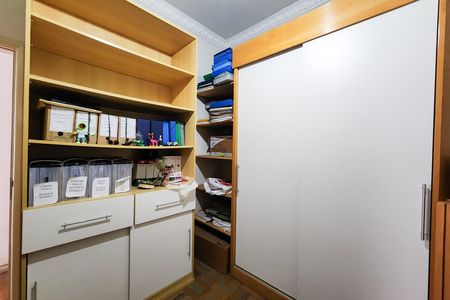 Apartamento à venda com 132m², 4 quartos e sem vaga Apartamento à venda com 132m², 4 quartos e sem vagaQuarto 2