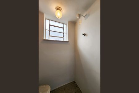 Apartamento à venda com 132m², 4 quartos e sem vaga Apartamento à venda com 132m², 4 quartos e sem vagaBanheiro da Suíte