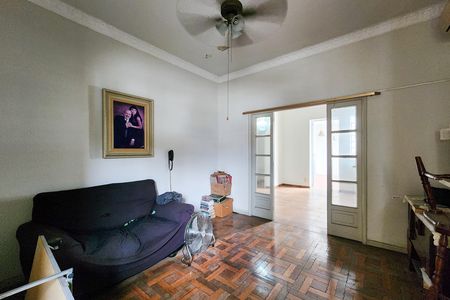 Apartamento à venda com 132m², 4 quartos e sem vaga Apartamento à venda com 132m², 4 quartos e sem vagaSala