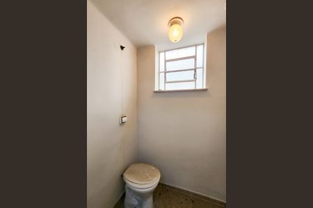 Apartamento à venda com 132m², 4 quartos e sem vaga Apartamento à venda com 132m², 4 quartos e sem vagaBanheiro da Suíte