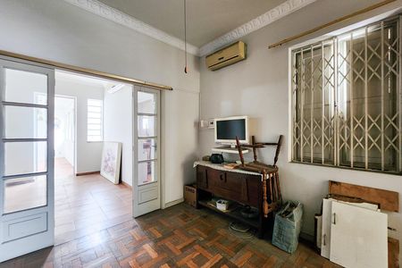 Apartamento à venda com 132m², 4 quartos e sem vaga Apartamento à venda com 132m², 4 quartos e sem vagaSala