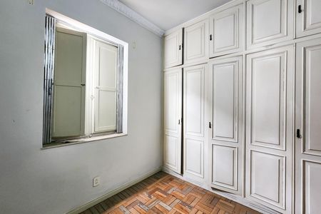 Apartamento à venda com 132m², 4 quartos e sem vaga Apartamento à venda com 132m², 4 quartos e sem vagaSuíte