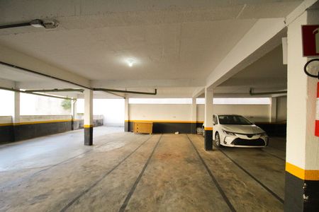Apartamento à venda com 98m², 3 quartos e 2 vagasÁrea Comum - Vaga de Garagem 