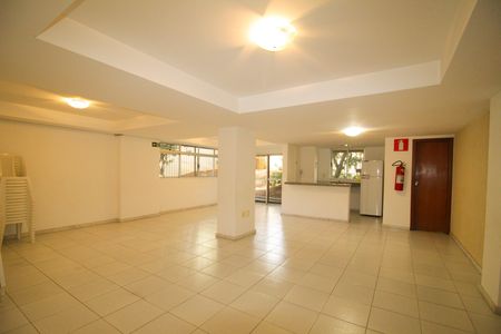 Apartamento à venda com 98m², 3 quartos e 2 vagasÁrea comum - Salão de festas