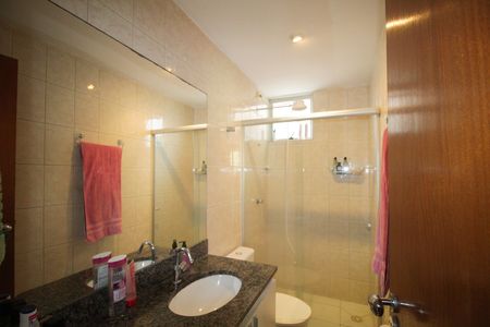 Apartamento à venda com 98m², 3 quartos e 2 vagasBanheiro Social 