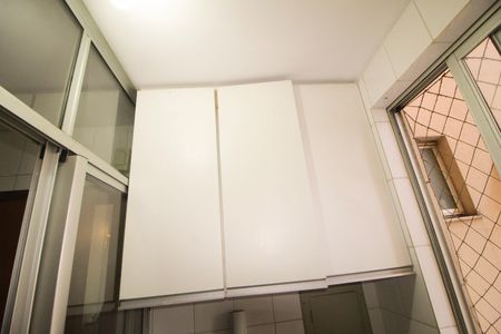 Apartamento à venda com 98m², 3 quartos e 2 vagasÁrea de serviço 