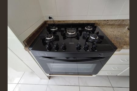 Apartamento à venda com 71m², 2 quartos e 1 vaga Apartamento à venda com 71m², 2 quartos e 1 vagaCozinha - Armários
