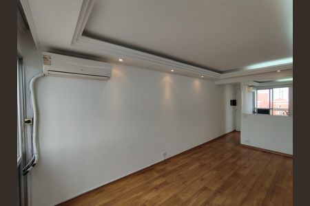 Apartamento à venda com 71m², 2 quartos e 1 vaga Apartamento à venda com 71m², 2 quartos e 1 vagaSala