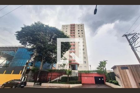 Apartamento à venda com 71m², 2 quartos e 1 vaga Apartamento à venda com 71m², 2 quartos e 1 vagaFachada e portaria