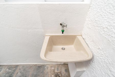 Casa de condomínio para alugar com 85m², 2 quartos e 1 vaga Casa de condomínio para alugar com 85m², 2 quartos e 1 vagaÁrea de Serviço