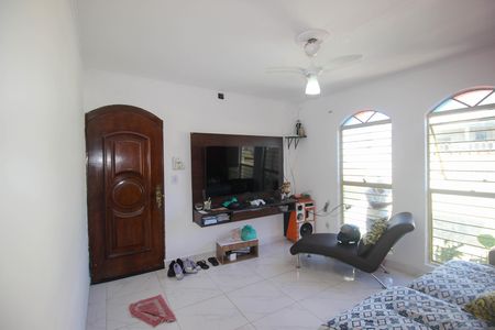 Casa para alugar com 275m², 3 quartos e 3 vagas