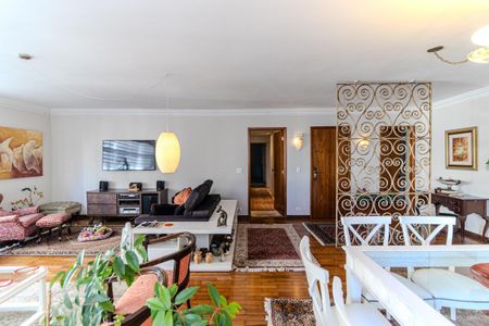 Apartamento à venda com 198m², 3 quartos e 2 vagas Apartamento à venda com 198m², 3 quartos e 2 vagasSala