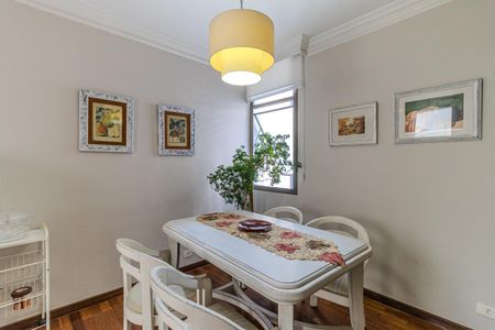 Apartamento à venda com 198m², 3 quartos e 2 vagas Apartamento à venda com 198m², 3 quartos e 2 vagasCopa