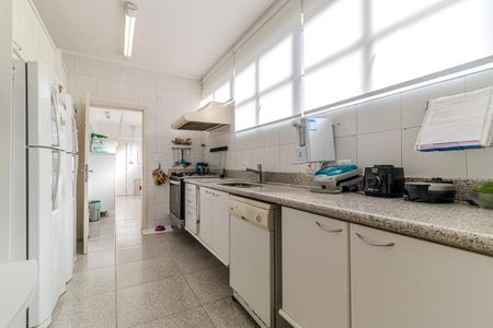 Apartamento à venda com 198m², 3 quartos e 2 vagas Apartamento à venda com 198m², 3 quartos e 2 vagasCozinha