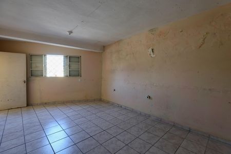 Casa para alugar com 120m², 2 quartos e 2 vagas Casa para alugar com 120m², 2 quartos e 2 vagasGaragem