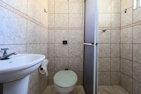 Casa para alugar com 120m², 2 quartos e 2 vagas Casa para alugar com 120m², 2 quartos e 2 vagasBanheiro da Suíte 2