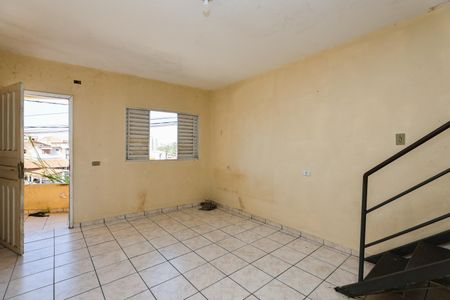 Casa para alugar com 120m², 2 quartos e 2 vagas Casa para alugar com 120m², 2 quartos e 2 vagasSala