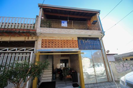 Casa para alugar com 237m², 3 quartos e 1 vaga