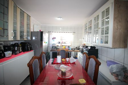 Casa para alugar com 237m², 3 quartos e 1 vaga