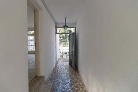 Casa para alugar com 150m², 2 quartos e 2 vagas Casa para alugar com 150m², 2 quartos e 2 vagasEntrada