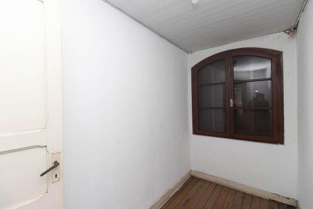 Casa para alugar com 150m², 2 quartos e 2 vagas Casa para alugar com 150m², 2 quartos e 2 vagasEscritório