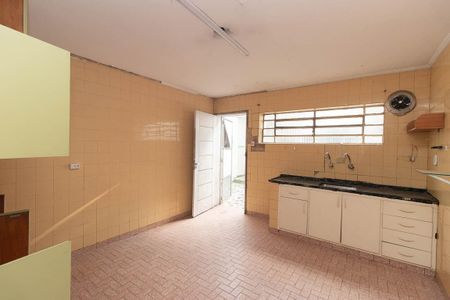 Casa para alugar com 150m², 2 quartos e 2 vagas Casa para alugar com 150m², 2 quartos e 2 vagasCozinha