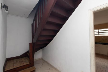 Casa para alugar com 150m², 2 quartos e 2 vagas Casa para alugar com 150m², 2 quartos e 2 vagasCorredor