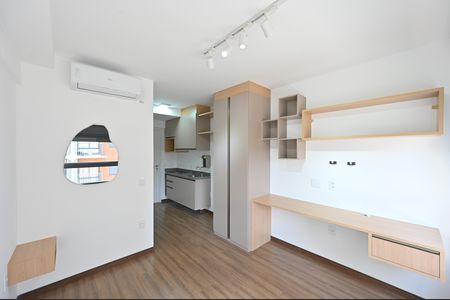 Sala/Quarto de kitnet/studio à venda com 1 quarto, 21m² em Vila Clementino, São Paulo