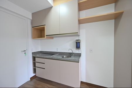 Cozinha de kitnet/studio à venda com 1 quarto, 21m² em Vila Clementino, São Paulo