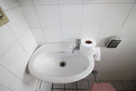 Casa à venda com 160m², 4 quartos e 1 vagaÁrea de Serviço 2 - Banheiro 2