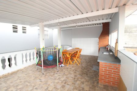 Casa à venda com 160m², 4 quartos e 1 vagaÁrea Comum
