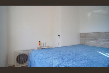 Casa à venda com 234m², 3 quartos e 6 vagas Casa à venda com 234m², 3 quartos e 6 vagasQuarto 2