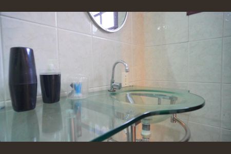 Casa à venda com 234m², 3 quartos e 6 vagas Casa à venda com 234m², 3 quartos e 6 vagasBanheiro 4