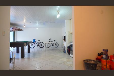 Casa à venda com 234m², 3 quartos e 6 vagas Casa à venda com 234m², 3 quartos e 6 vagasÁrea gourmet