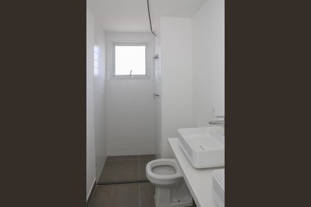 Apartamento à venda com 127m², 3 quartos e 2 vagas Apartamento à venda com 127m², 3 quartos e 2 vagasBanheiro da Suíte 1
