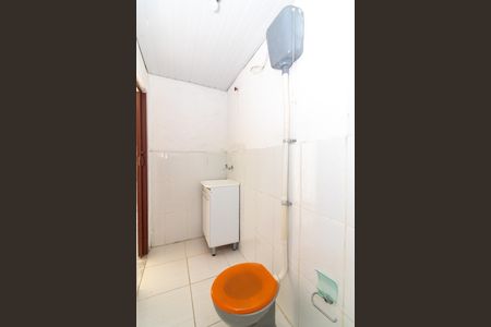 Casa para alugar com 60m², 2 quartos e sem vaga Casa para alugar com 60m², 2 quartos e sem vagaBanheiro