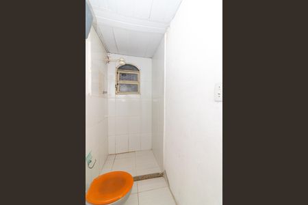 Casa para alugar com 60m², 2 quartos e sem vaga Casa para alugar com 60m², 2 quartos e sem vagaBanheiro